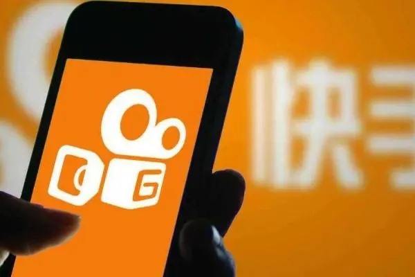 快手上怎么把别人的视频发到自己的快手里，然后涨好多粉丝？